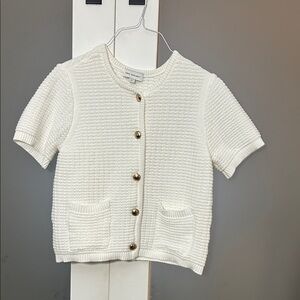 Elegant Cream Knit Short Sleeve Cardigan With Gold Buttons